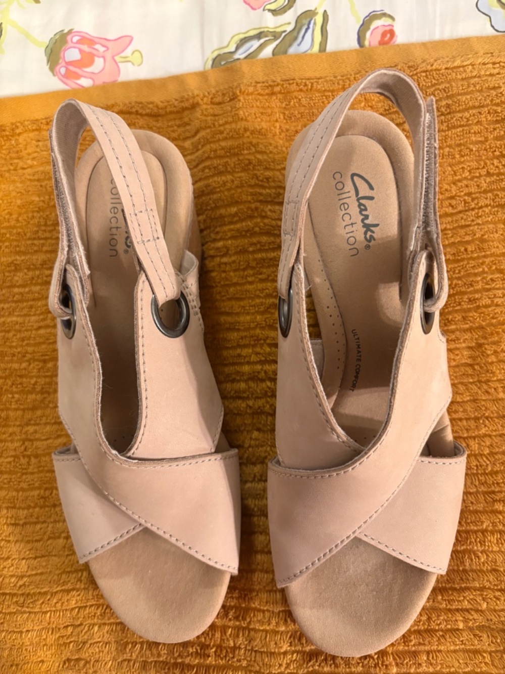 Clark’s Collection Sandals - Picture 6 of 9